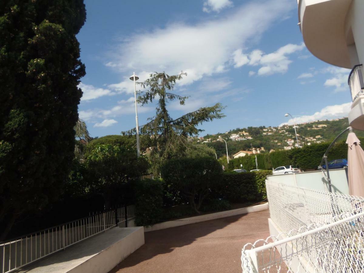 Апартаменти Joli Studio Calme Avec Terrasse Ніцца Екстер'єр фото